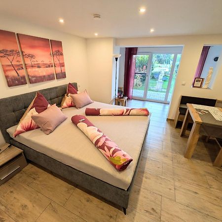 Haus Tobias Lägenhet Bad Füssing Exteriör bild