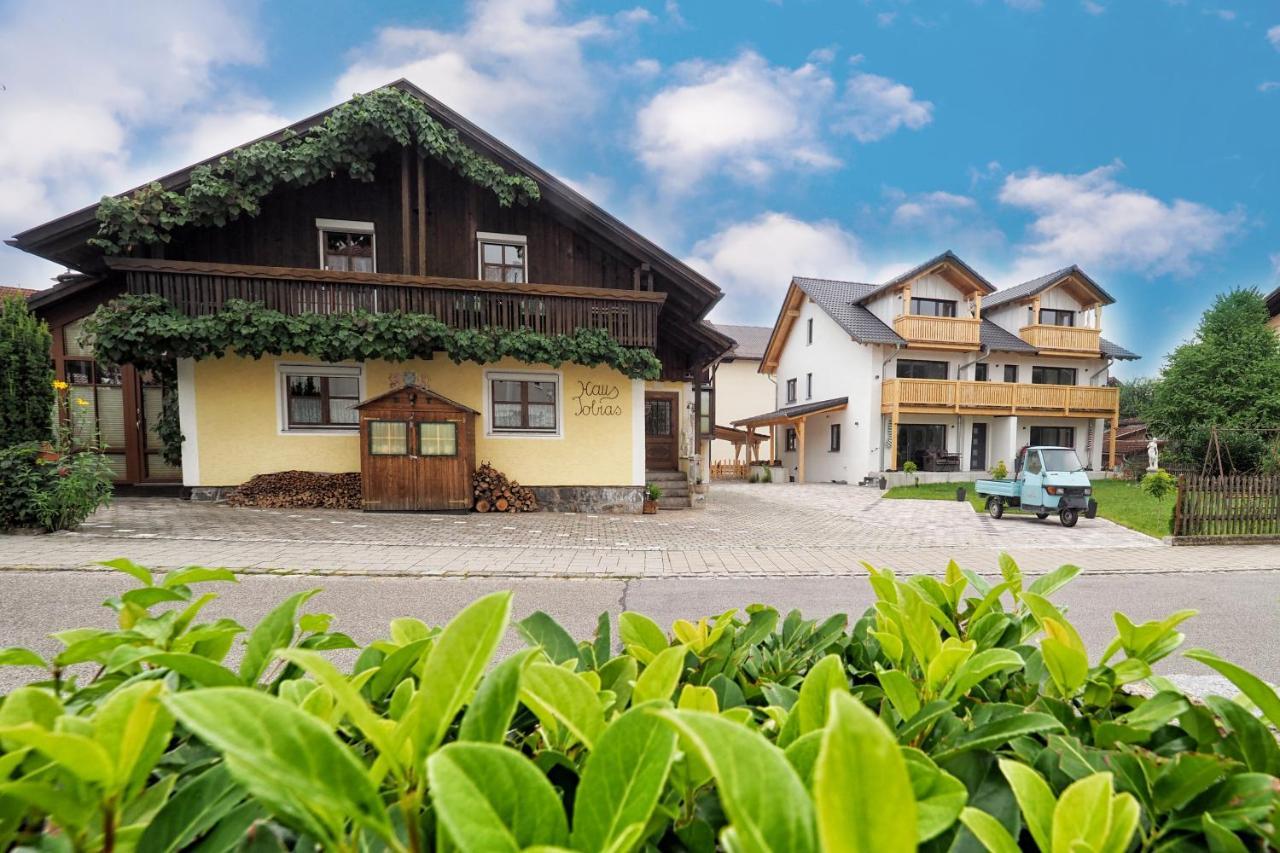 Haus Tobias Lägenhet Bad Füssing Exteriör bild
