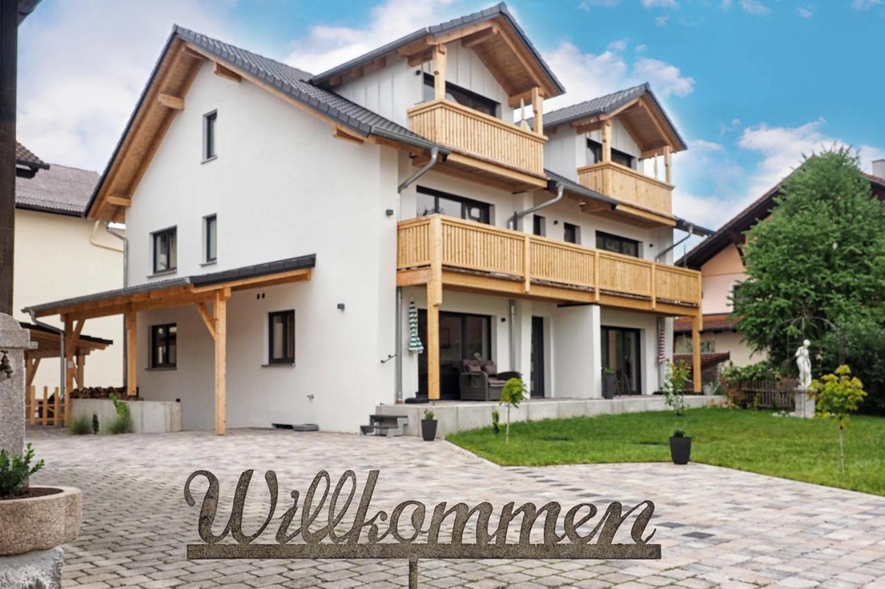Haus Tobias Lägenhet Bad Füssing Exteriör bild