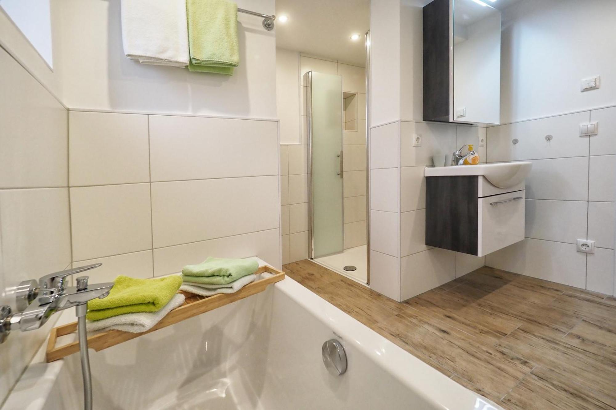 Haus Tobias Lägenhet Bad Füssing Rum bild